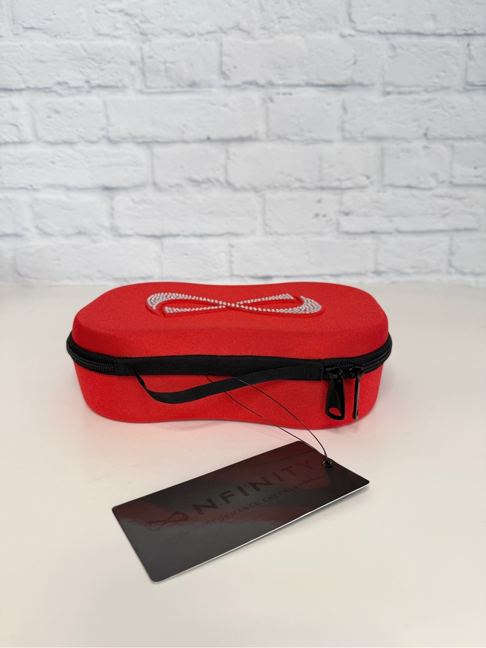New NFINITY Ultimate Makeup Case Beauty Organizer Portable Dividers Red Stones